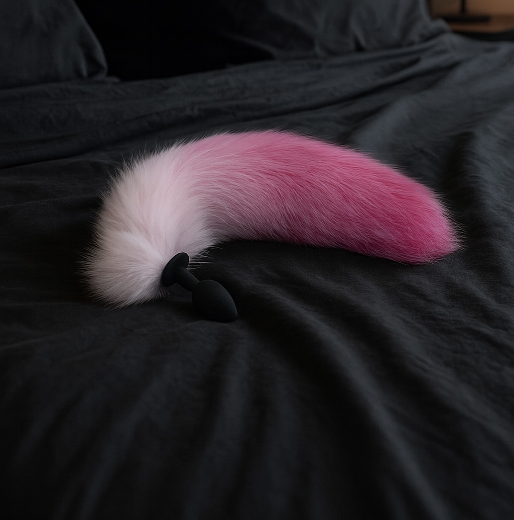 Plug silicona cola de zorro rosa M