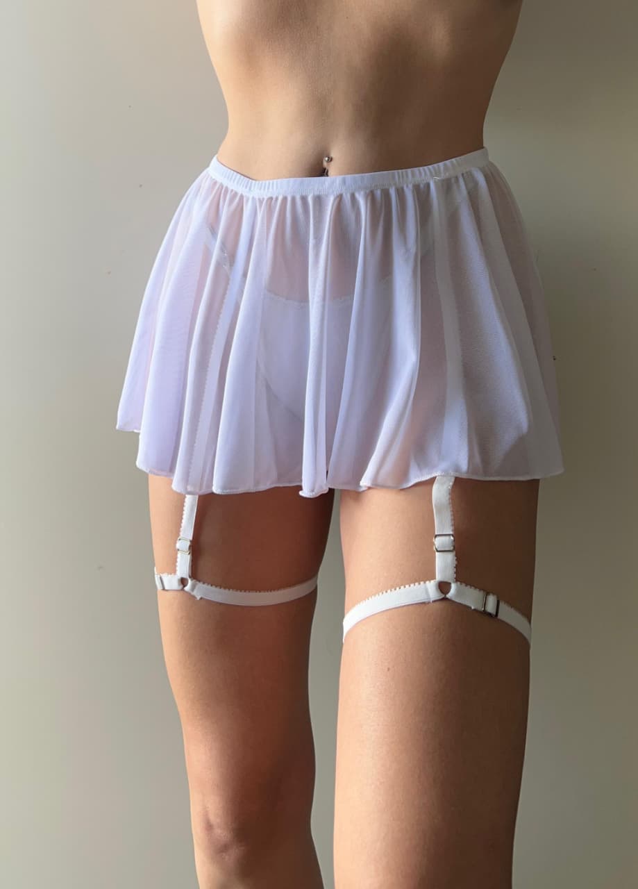 Pollera de Tul con Liguero y Ligas