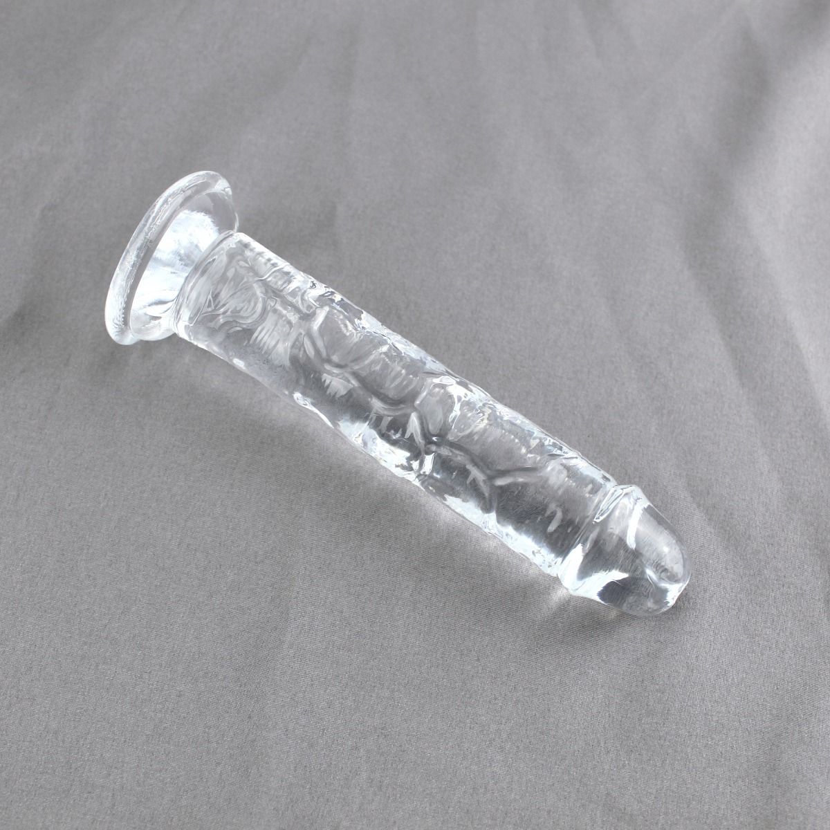 Cristal 1 - Dildo Transparente con Ventosa